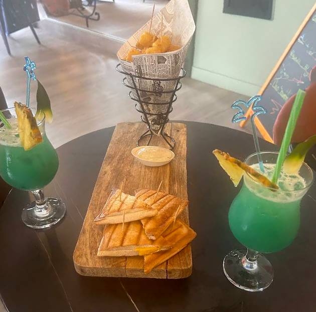 Bar - Le Temps D'une Escale - Restaurant Montpon - top resto LA ROCHE-CHALAIS